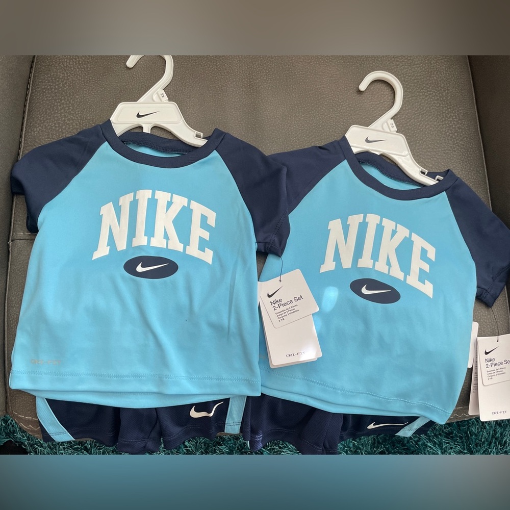 2 - boys Nike 2pc sets